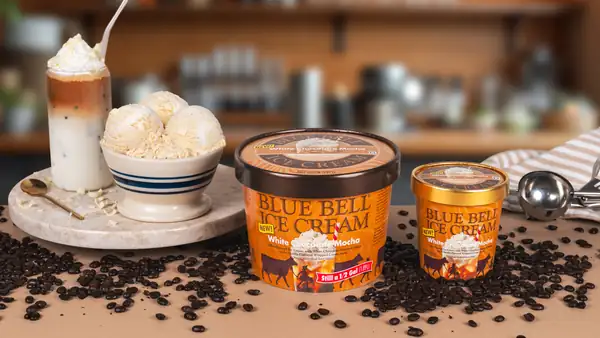 Olvídate del barista: el nuevo helado de moca con chocolate blanco de Blue Bell te da tu dosis de cafeína por cucharada