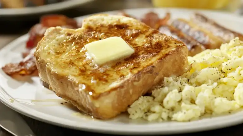 Oil Vs Butter: What's The Best Choice For Making French Toast?