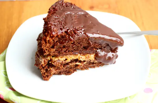 My Aunt’s Chocolate Cake with Dulce de Leche Filling