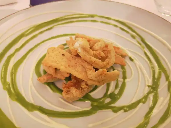 Acqua Pazza in Bologna, review: the best seafood starters in the city