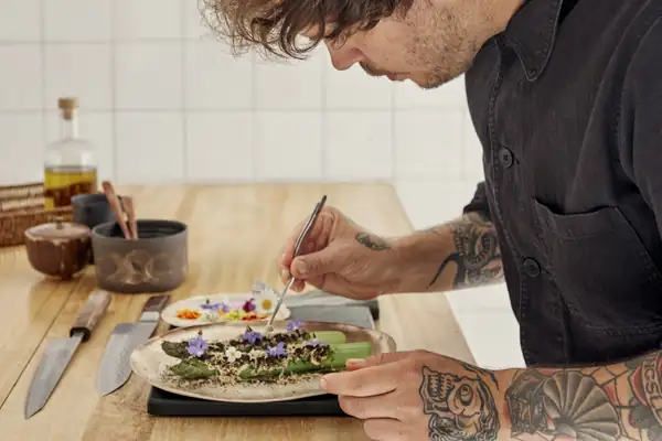 Airbnb wants to be your new favorite restaurant (and it's in your living room)