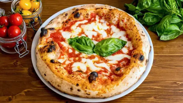 Cómo preparar mozzarella fresca para que la pizza no quede blanda