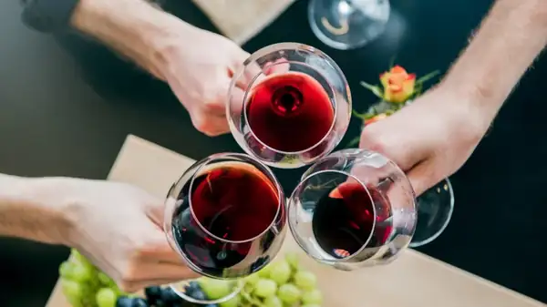 How to turn leftover wine into red wine vinegar