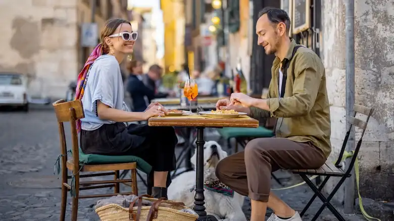 14 Dining Faux Pas To Avoid While Traveling