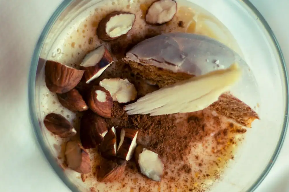 White Chocolate Mousse w/ Gingerbread