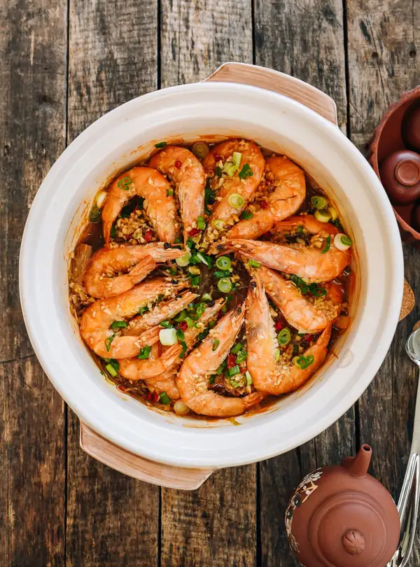 Chinese Garlic Shrimp Clay Pot