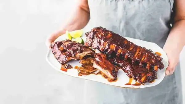 Caramelized ribs with peanut butter