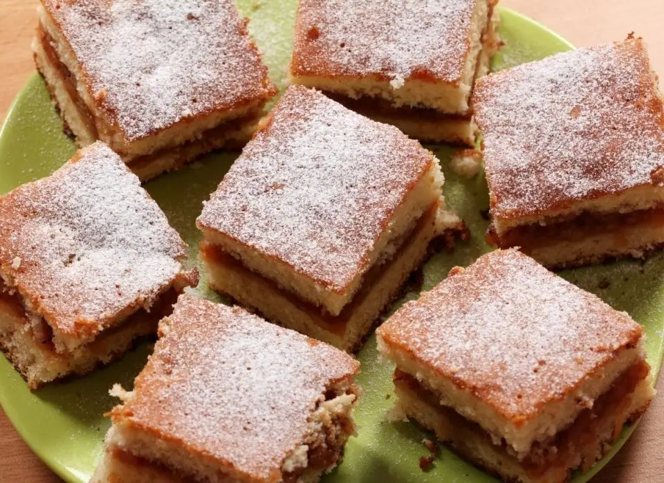 Tarta de manzana rumana (Placinta cu Mere)