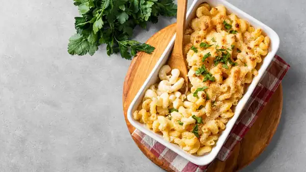 A Mac And Cheese Bar Is What Party Food Dreams Are Made Of