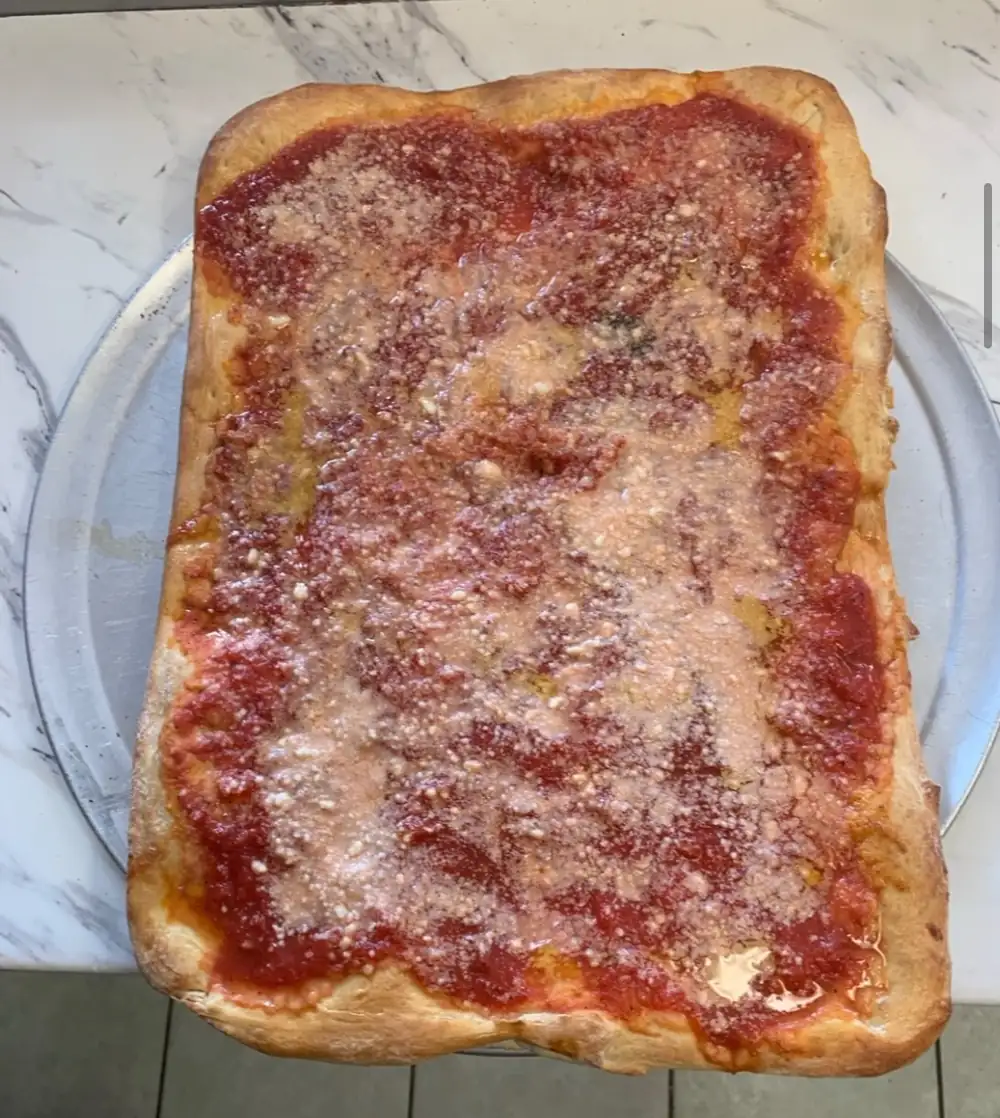 A sus 62 años, un ex chef corporativo finalmente hace realidad su sueño de tener una pizzería
