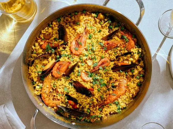 Oak Cliff estrena un nuevo restaurante hispano-peruano con un reconocido chef de Dallas