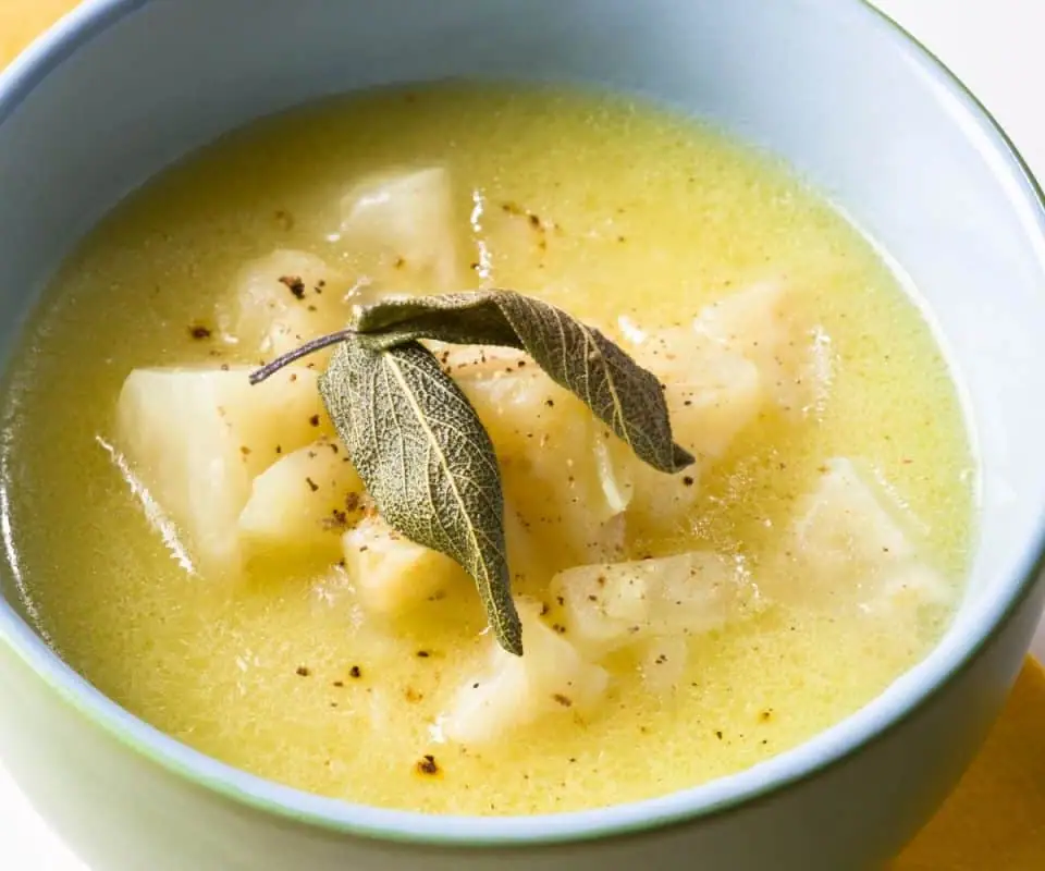 Steckrübensuppe: Sopa alemana de nabos