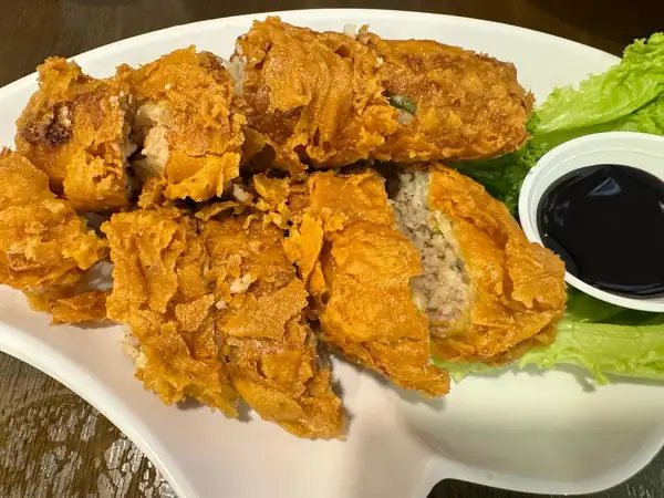 Rainbow Rice House: Un restaurante zi char, una joya escondida, con auténticos fideos Hokkien.