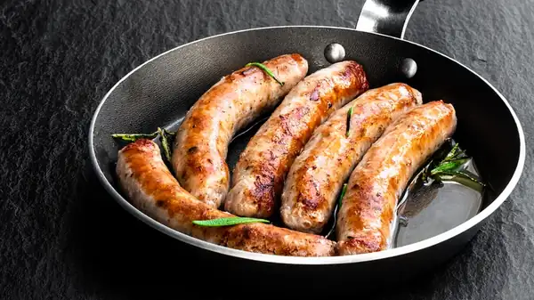 When Cooking Sausage In A Pan, Avoid One Dreaded Temperature Mistake