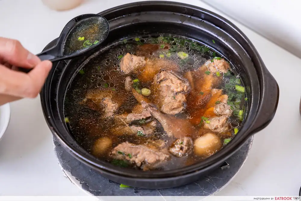 Los 12 mejores lugares para comer Bak Kut Teh en Johor Bahru (versiones con hierbas y secas)