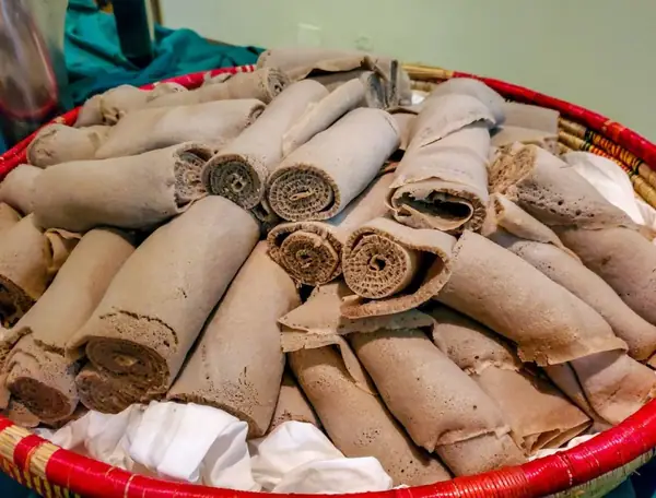 Injera (pan plano etíope)
