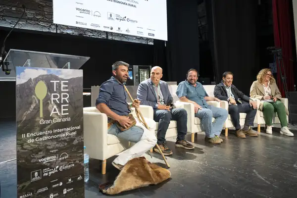 Shepherds, cooks and cheesemakers discuss the new rurality at the Terrae meeting