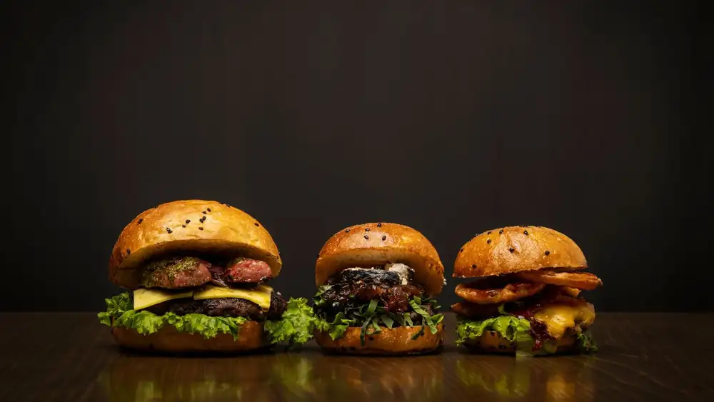Hamburguesas rellenas y al pastor en Open House Burgers