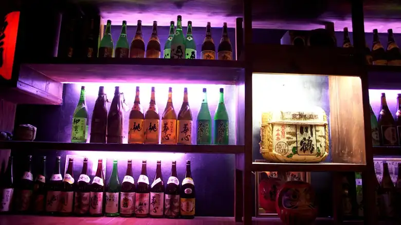 The Unexpected World War 2 Origins Of Bottle Service