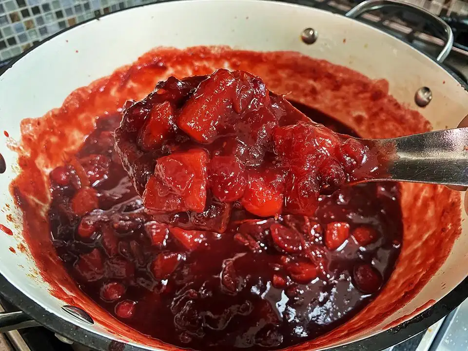 Spicy Cranberry Pineapple Chutney