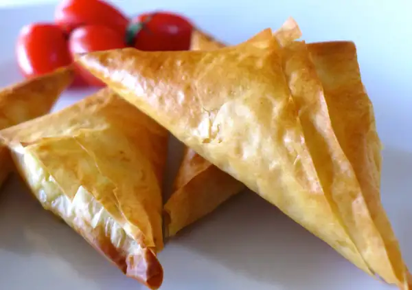 Grandma's Tiropitakia (cheese pies) with flour made in 5 minutes!