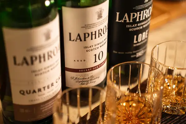 Whisky Journey at Mio Lab: Tasting Scotland and Japan