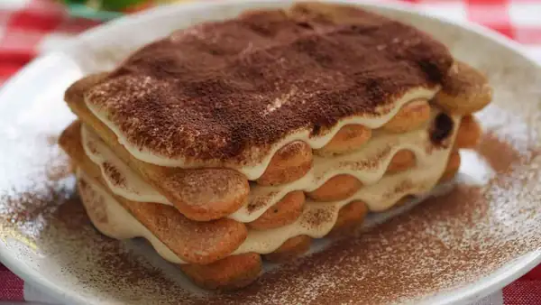 El tiramisú perfecto con 500 g de mascarpone y un ingrediente especial: el caramelo salado