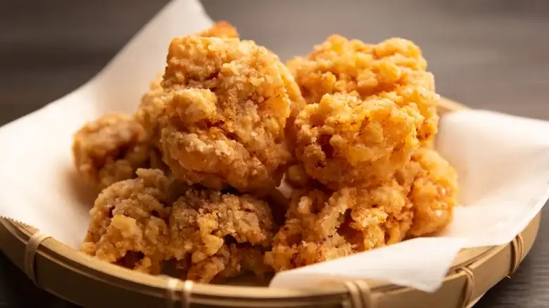 Boxed Potato Flakes Are The Simple Hack For Super Crispy Fried Chicken