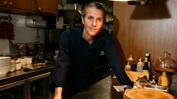 Egg Box: Enrique Valentí returns to the bar with a new bar in Chueca