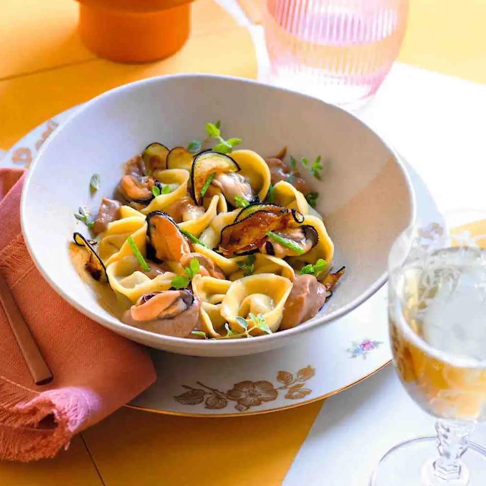 Eggplant tortelli with coffee-flavored mussel sauce