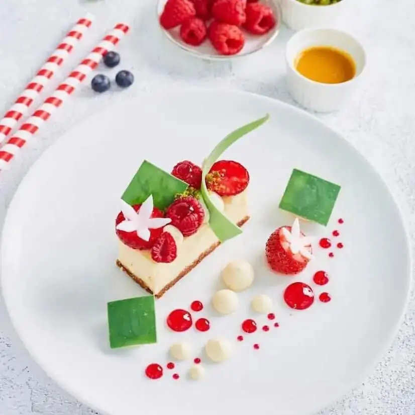 New York Cheesecake with Fresh Berries