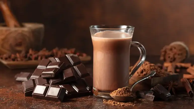 Here's The Actual Difference Between Hot Chocolate And Hot Cocoa