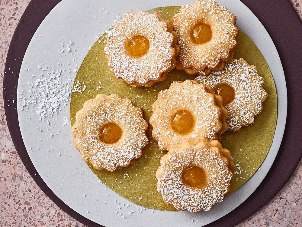 Spiced Linzer cookies