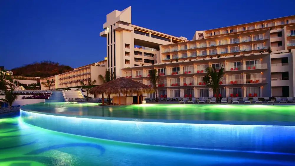 Wine Festival at Secrets Huatulco: Mexican wine and haute cuisine in a tropical paradise