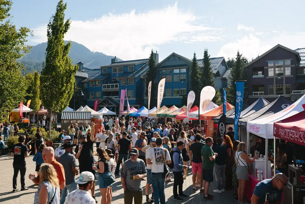 El enorme festival de música y bebidas artesanales regresa a Whistler el próximo mes
