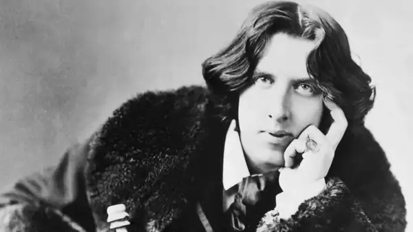 Oscar Wilde's Favorite Alcoholic Drink Was Once Banned In The US