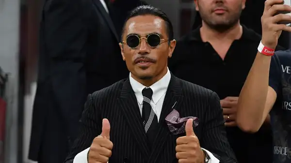 Salt Bae's Burger Restaurant Has Officially Shut Down For Good