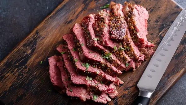 Aquí te explicamos cuánto tiempo se tarda en curar correctamente la carne en conserva casera