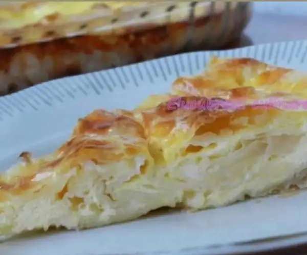 Placinta Dobrogeana (Romanian Savory Cheese Pie)
