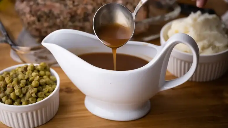 The Vegetable Water Trick To Give Gravy A Nutritious Boost