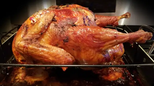 Skip The Gravy: A Unique Way To Use Your Turkey Drippings For A Delicious Dip