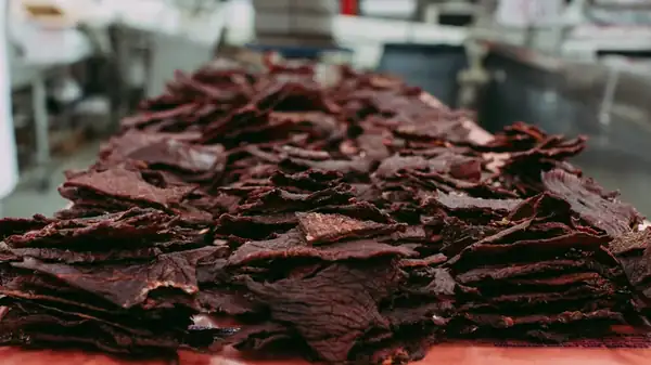 11 Mistakes Everyone Makes When Preparing Beef Jerky