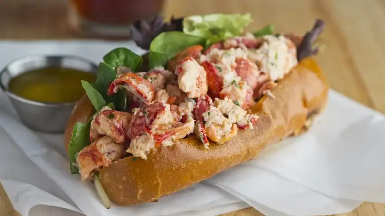 ¿Por qué la langosta cocinada al vacío es la mejor opción para unos rollos de langosta perfectos?