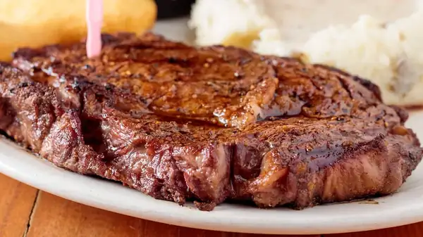 The Quirky Idaho Restaurant That Challenges You To Eat 72 Ounces Of Steak