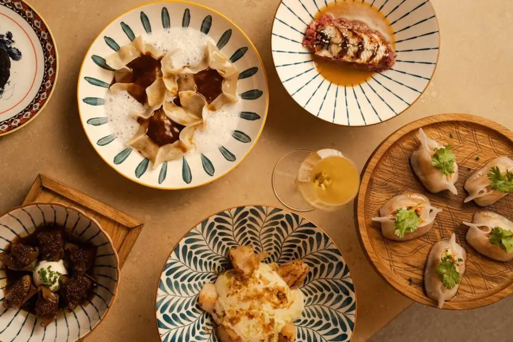 Sake sin ceremonias: Dmitry Bogachev reúne una nueva Asia en el bistró LOTUS