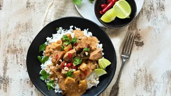 Massaman curry with breadfruit by Sofia Smith