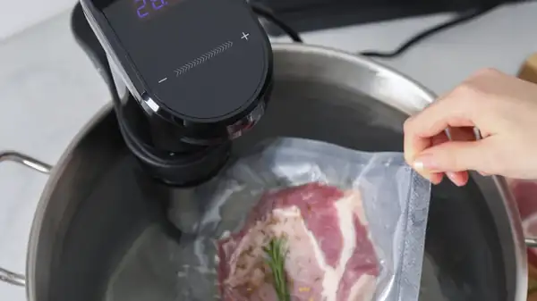 The Fast Food Chain That Actually Sous Vides Its Beef