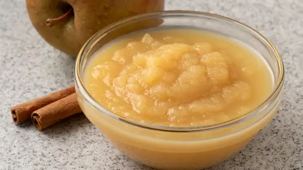 Ginger Ale Brings A Citrusy Twist To Apple Sauce