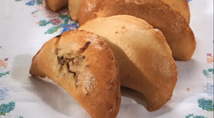 Chicken liver stuffed pies