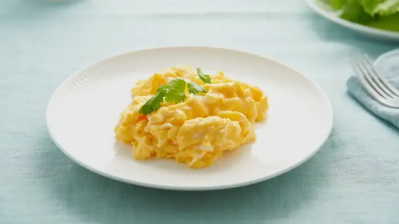 Hot Pan Vs. Cold Pan: Which Is Best When Cooking Scrambled Eggs?